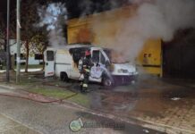 Incendio vehicular en la madrugada en Brandsen