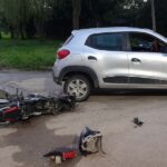 Accidente entre moto y auto en el República: una persona herida