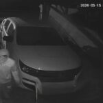 Robaron una garrafa en una vivienda del barrio Los Pinos y quedaron registrados por cámaras de seguridad