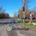 Vinieron a arreglar el semáforo del Hospital, pero sigue fuera de servicio
