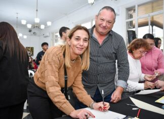 San Vicente: más de 240 personas firmaron las escrituras de su vivienda