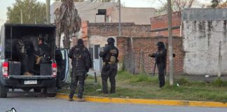 Allanaron una casa tras el robo a un comercio