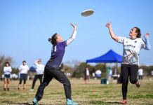 Ultimate Frisbee, un deporte que gana cada vez más jugadores en Brandsen