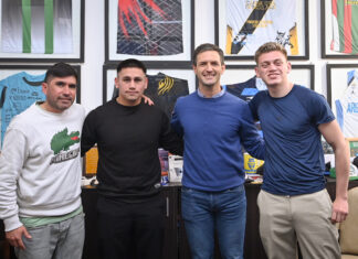 San Vicente: Mantegazza recibió a dos deportistas antes de su desafío mundialista de Kickboxing