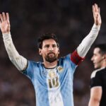 Messi se despidió de la Selección con gol y dos asistencias en el 3-0 ante Benín Messi saluda al público del Monumental