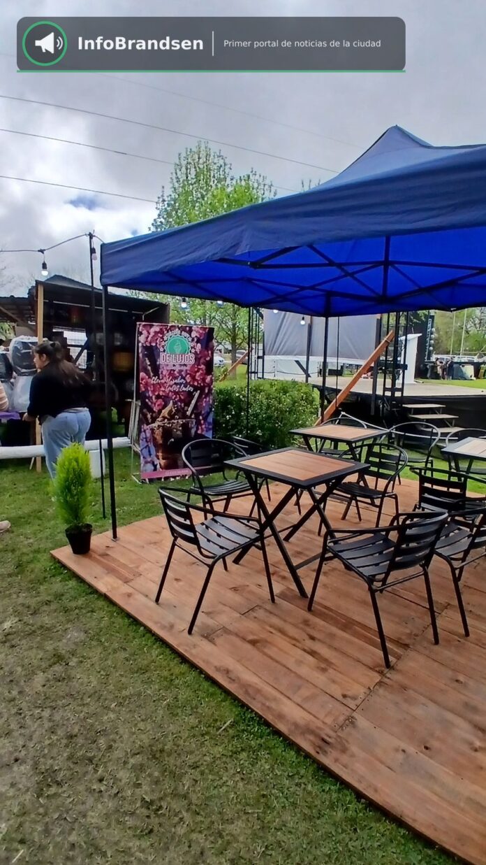 Stands y espacios gastronómicos de la Expo. - Expo Rural Brandsen 2026