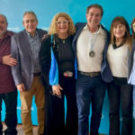 Marcelo Zarlenga recibió un reconocimiento por su trayectoria en la educación bonaerense